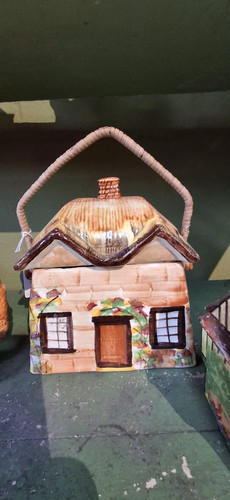 Vintage cottage biscuit barrel - vintage,