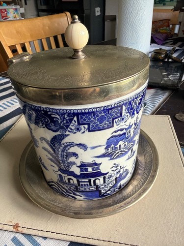 Biscuit barrel vintage - barrel,