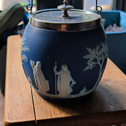Antique wedgwood dark blue - antique,