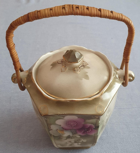 Vintage crownford ware - vintage, ceramic