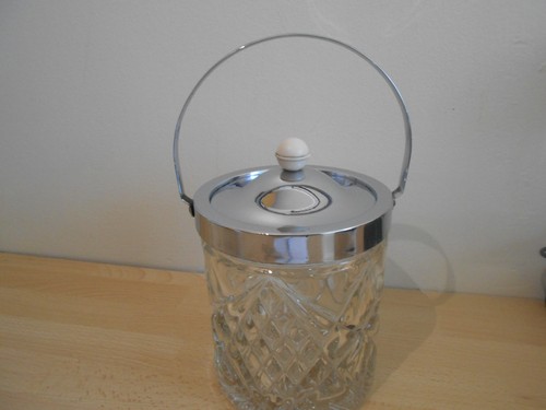 Biscuit barrel with pattered - biscuit,