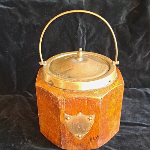 Old antique wooden hexagon - old,
