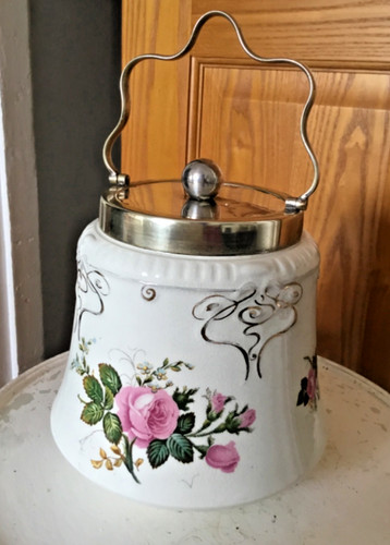 Bridgewood biscuit barrel with - bridgewood,