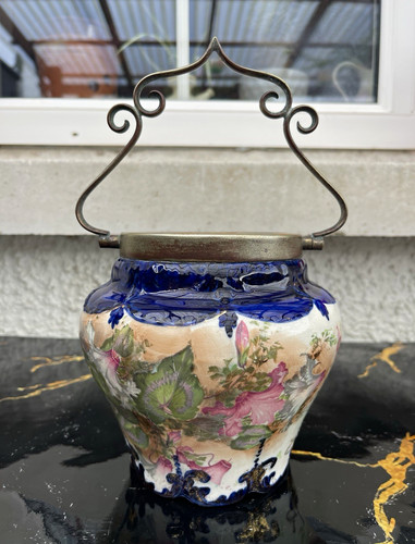 Antique biscuit barrel with - barrel,