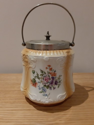 Bridgewood biscuit barrel - bridgewood,